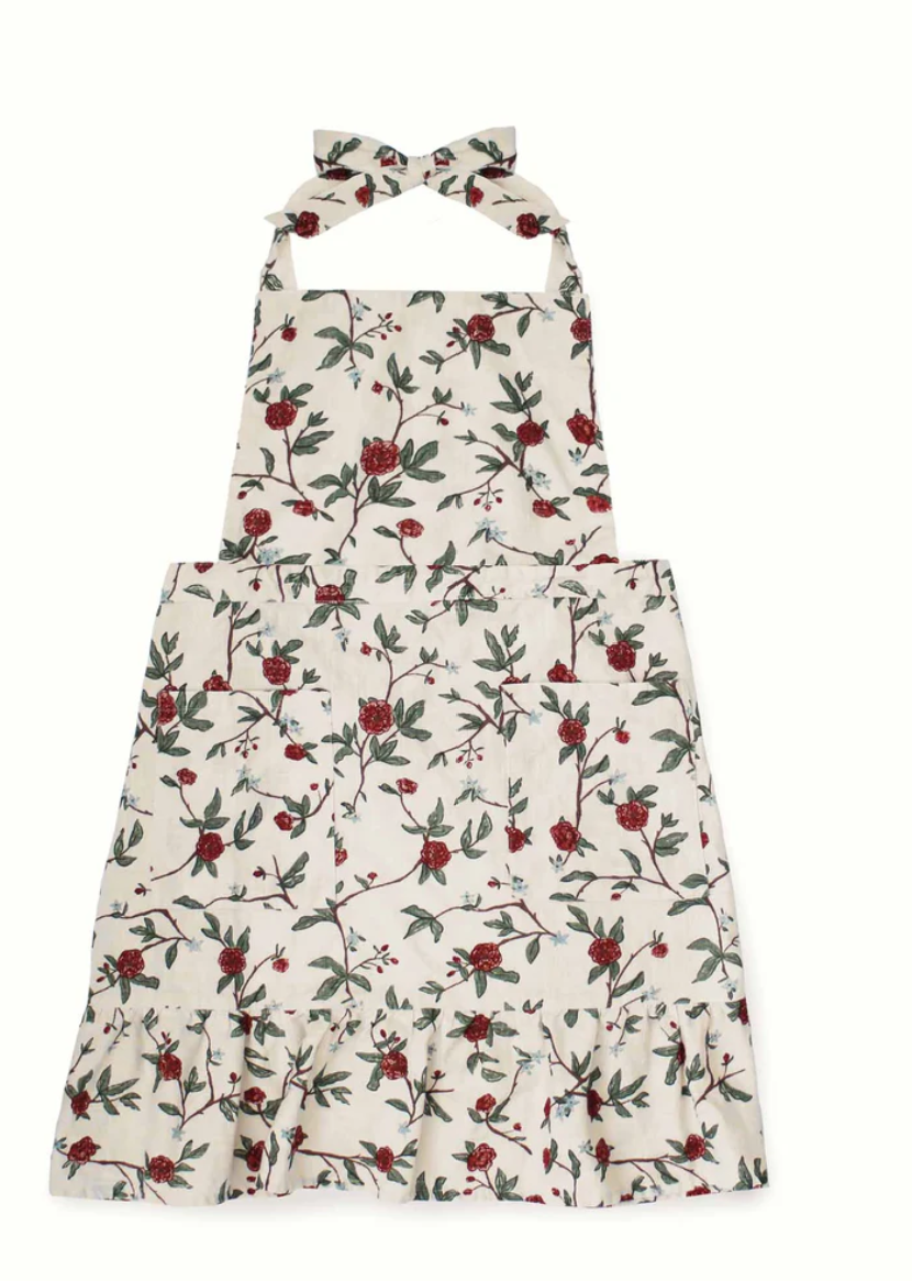 Willamere Linens - Aprons and Potholders (25.00 - 50.00)