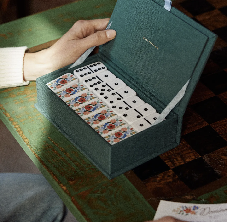 Strawberry Fields Domino Set